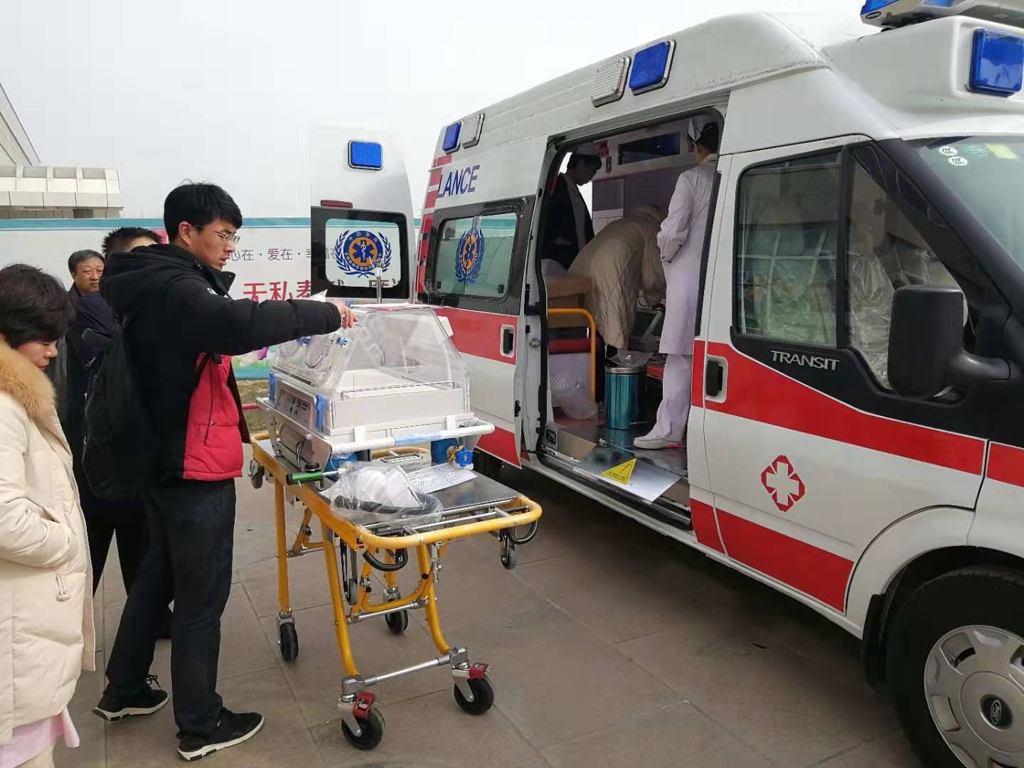 金乡县救护车转院