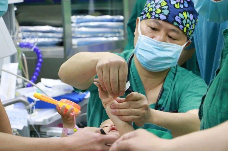 金乡县妇婴监护型护送